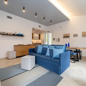 Elbitat Homes Aparthotel